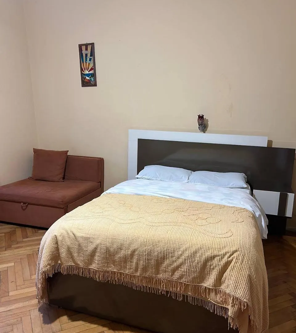 Sunny Tiflisi Hotel 0*, Tbilisi